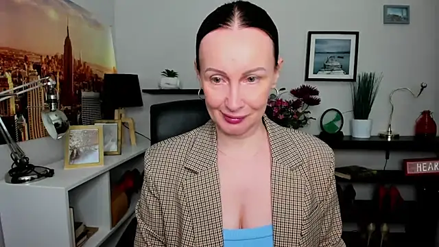 Velvet Jasmine online show from September 19, 5:31 am