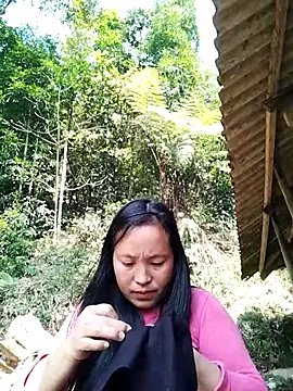 miss-su online show from February 26, 6:56 am