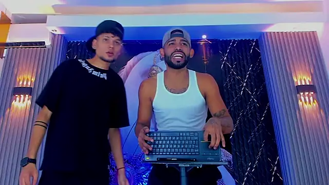 Extreme boys2 online show from September 10, 4:12 am