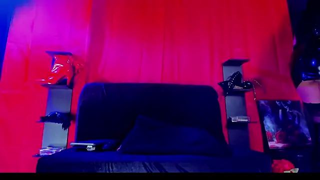 Snapshot of ArtemisaStone chatting on November 24, 11:04 pm ArtemisaStone online show from November 24, 11:04 pm