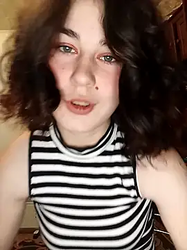 Snapshot of ToryTayler chatting on September 29, 2:44 pm ToryTayler online show from September 29, 2:44 pm