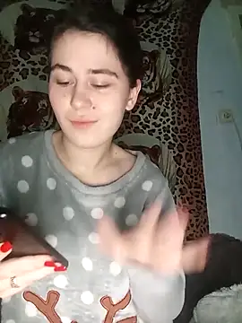 Snapshot of ToryTayler chatting on October 18, 9:54 am ToryTayler online show from October 18, 9:54 am