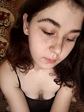 Snapshot of ToryTayler chatting on November 5, 4:40 pm ToryTayler online show from November 5, 4:40 pm