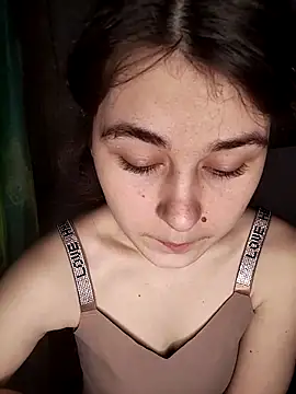 Snapshot of ToryTayler chatting on November 13, 5:39 am ToryTayler online show from November 13, 5:39 am