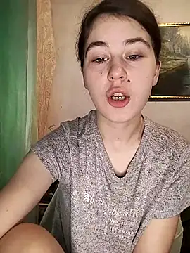 Snapshot of ToryTayler chatting on November 18, 8:19 am ToryTayler online show from November 18, 8:19 am