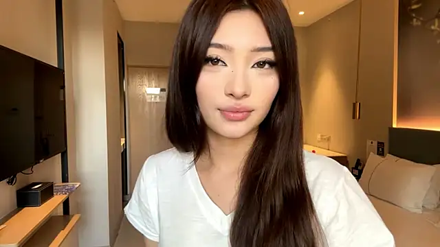 Snapshot of LaurelLeier chatting on January 11, 7:35 am LaurelLeier online show from January 11, 7:35 am