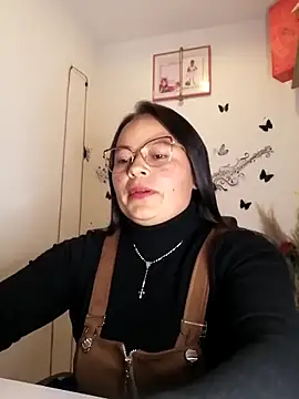 Daliz Leon online show from September 28, 3:01 am