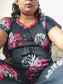 Snapshot of your_chandni04 chatting on May 19, 8:31 am your chandni04 online show from May 19, 8:31 am