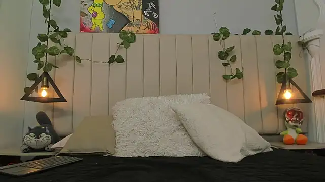 CandyGomez online show from February 3, 7:24 am