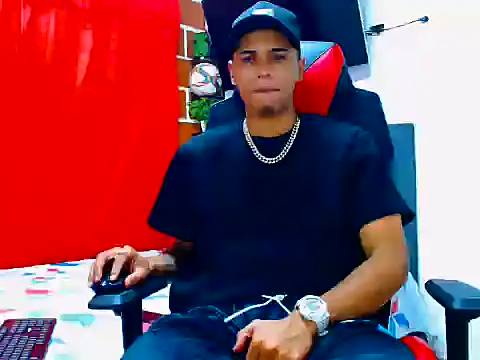 cristian tayron1 online show from June 12, 7:40 am