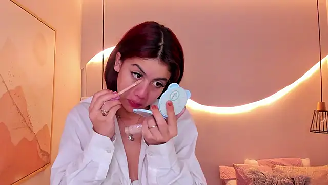 Julieth brown  online show from February 22, 11:53 am