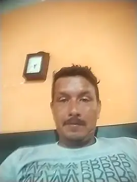 colombiano198720 online show from September 22, 12:07 pm