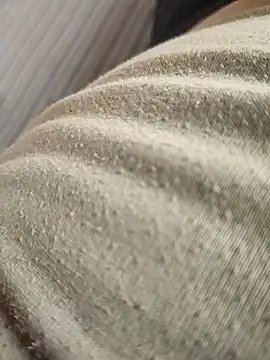 colombiano198720 online show from October 6, 6:27 pm