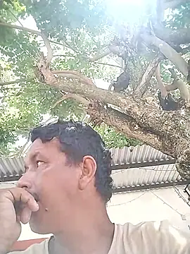 colombiano198720 online show from October 11, 5:55 pm