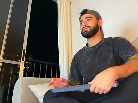 zack sullivan22 online show from February 22, 1:07 am