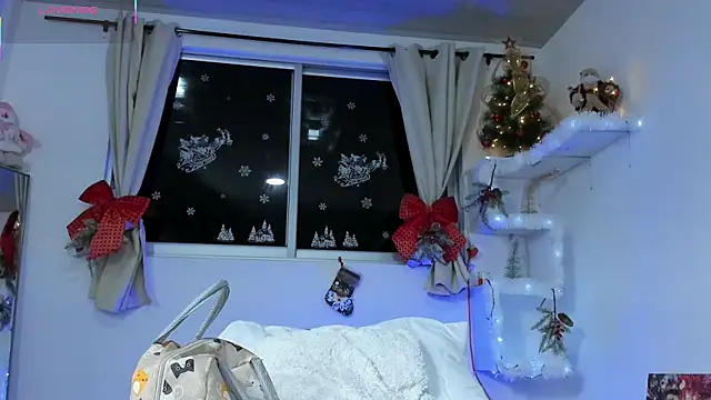 Selenafox 0 online show from November 21, 1:48 am