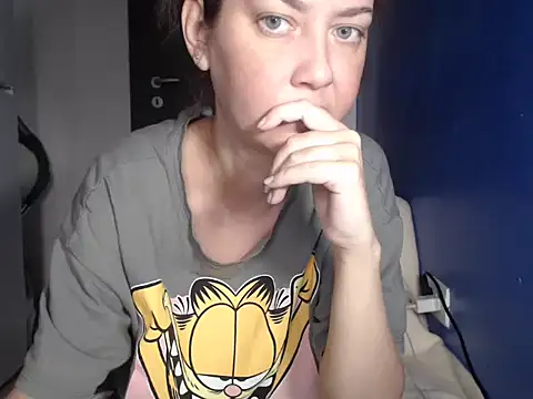 petite danielle online show from July 22, 3:09 am
