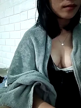 Snapshot of Ly-ny chatting on September 9, 3:33 pm Ly-ny online show from September 9, 3:33 pm