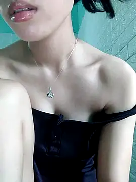 Snapshot of Ly-ny chatting on September 17, 7:10 am Ly-ny online show from September 17, 7:10 am