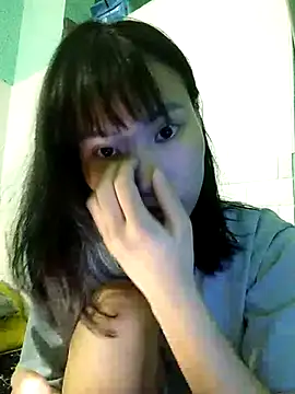 Snapshot of Ly-ny chatting on September 25, 7:01 am Ly-ny online show from September 25, 7:01 am