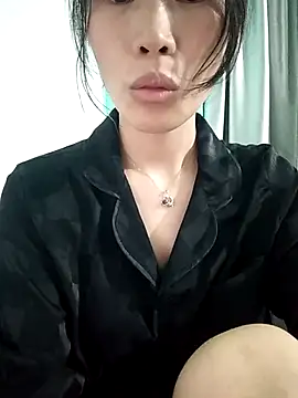 Snapshot of Ly-ny chatting on September 29, 7:02 am Ly-ny online show from September 29, 7:02 am