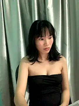 Snapshot of Ly-ny chatting on October 17, 6:54 pm Ly-ny online show from October 17, 6:54 pm