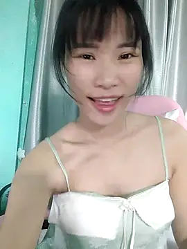 Snapshot of Ly-ny chatting on October 26, 7:25 am Ly-ny online show from October 26, 7:25 am