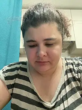 AliceCurlyX online show from February 25, 2:27 pm