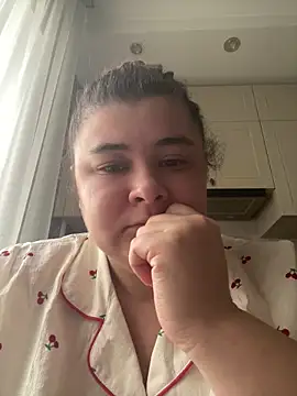 AliceCurlyX online show from March 6, 10:56 am