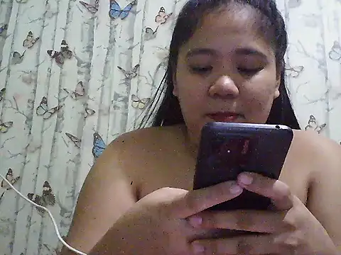 Snapshot of naughty_maria_x chatting on April 28, 5:51 pm naughty maria x online show from April 28, 5:51 pm