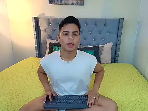 stewart mateo  online show from October 9, 1:58 am