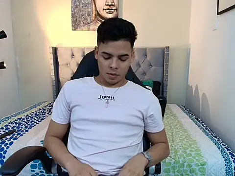 stewart mateo  online show from October 19, 2:12 am