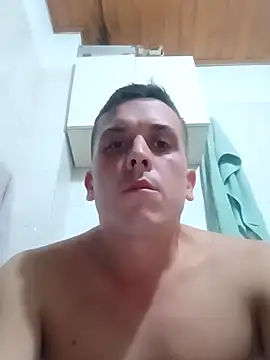 Snapshot of santinper chatting on March 21, 6:07 am santinper online show from March 21, 6:07 am