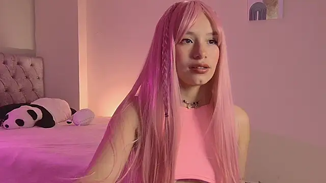 Snapshot of Alisha_Olsen_ chatting on September 14, 5:06 am Alisha Olsen  online show from September 14, 5:06 am