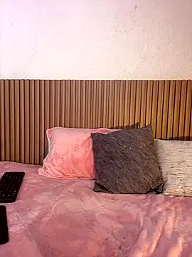 Snapshot of Alisha_Olsen_ chatting on October 8, 5:16 am Alisha Olsen  online show from October 8, 5:16 am