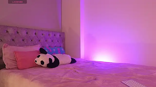 Alisha Olsen  online show from November 10, 3:16 am