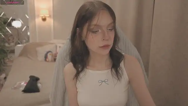 claire bennett online show from September 11, 11:27 pm