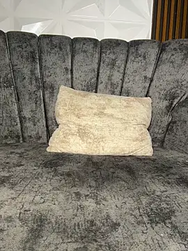 caritobeachdh online show from April 25, 4:04 am