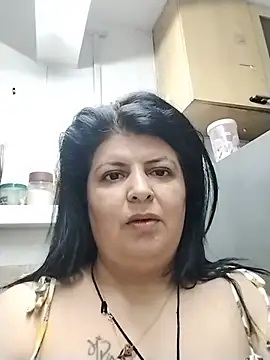 Snapshot of Jann_Riya333 chatting on June 11, 12:54 am Jann Riya333 online show from June 11, 12:54 am