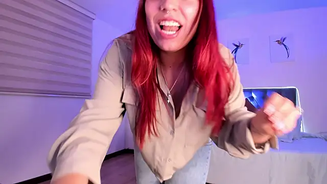 Snapshot of Blair_red_ chatting on October 15, 12:05 pm Blair red  online show from October 15, 12:05 pm