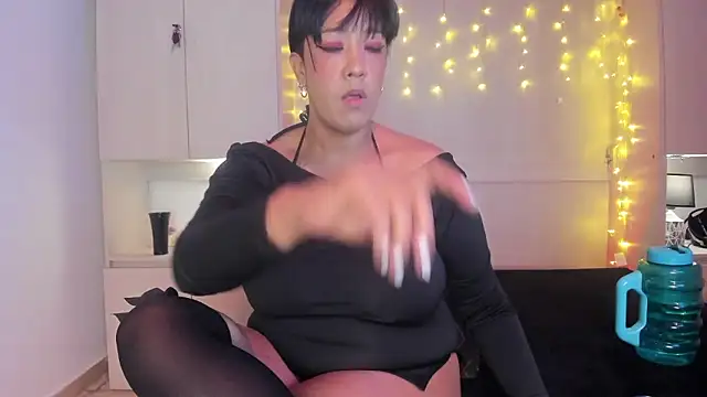 VickyRuiz  online show from January 8, 12:18 pm