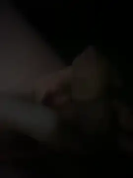 Snapshot of TyoneLight chatting on April 2, 2:09 am TyoneLight online show from April 2, 2:09 am