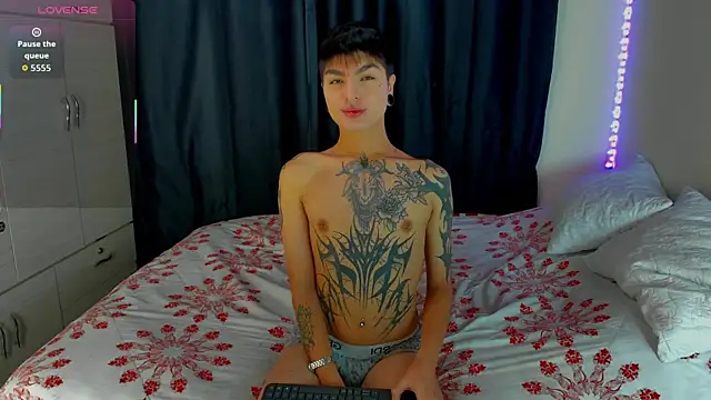 Dark luckyyy online show from November 21, 8:07 pm