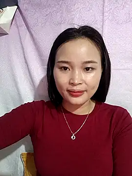 Lili lovely online show from October 24, 2:19 am
