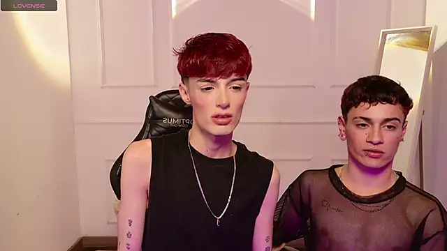 DougieXNova online show from November 2, 4:37 am