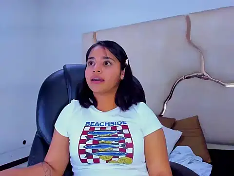 ScarletDoll online show from November 8, 6:13 am