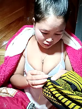 maycuc123 online show from November 26, 1:50 am