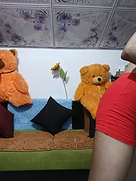 Snapshot of emali_baba chatting on June 27, 12:33 pm emali baba online show from June 27, 12:33 pm
