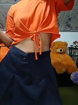 Snapshot of emali_baba chatting on July 5, 4:58 pm emali baba online show from July 5, 4:58 pm