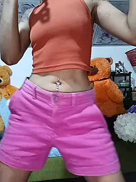 Snapshot of emali_baba chatting on July 12, 10:50 am emali baba online show from July 12, 10:50 am